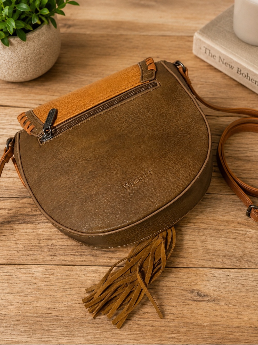 Wrangler Two-Tone Brown & Tan Crossbody Bag - Picture 2 of 3